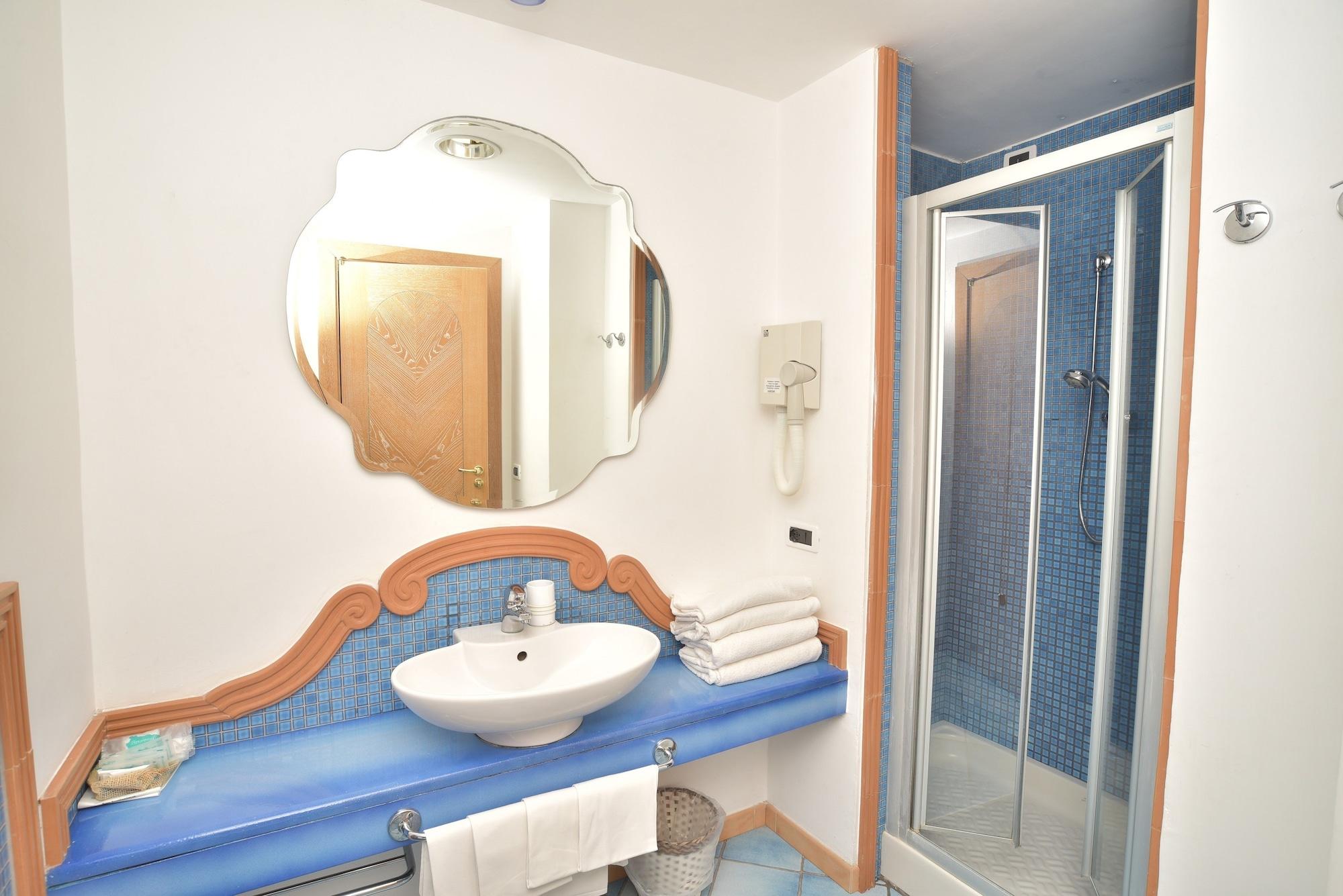 Albergo Italia - Beach Hotel Казамиччола-Терме Экстерьер фото