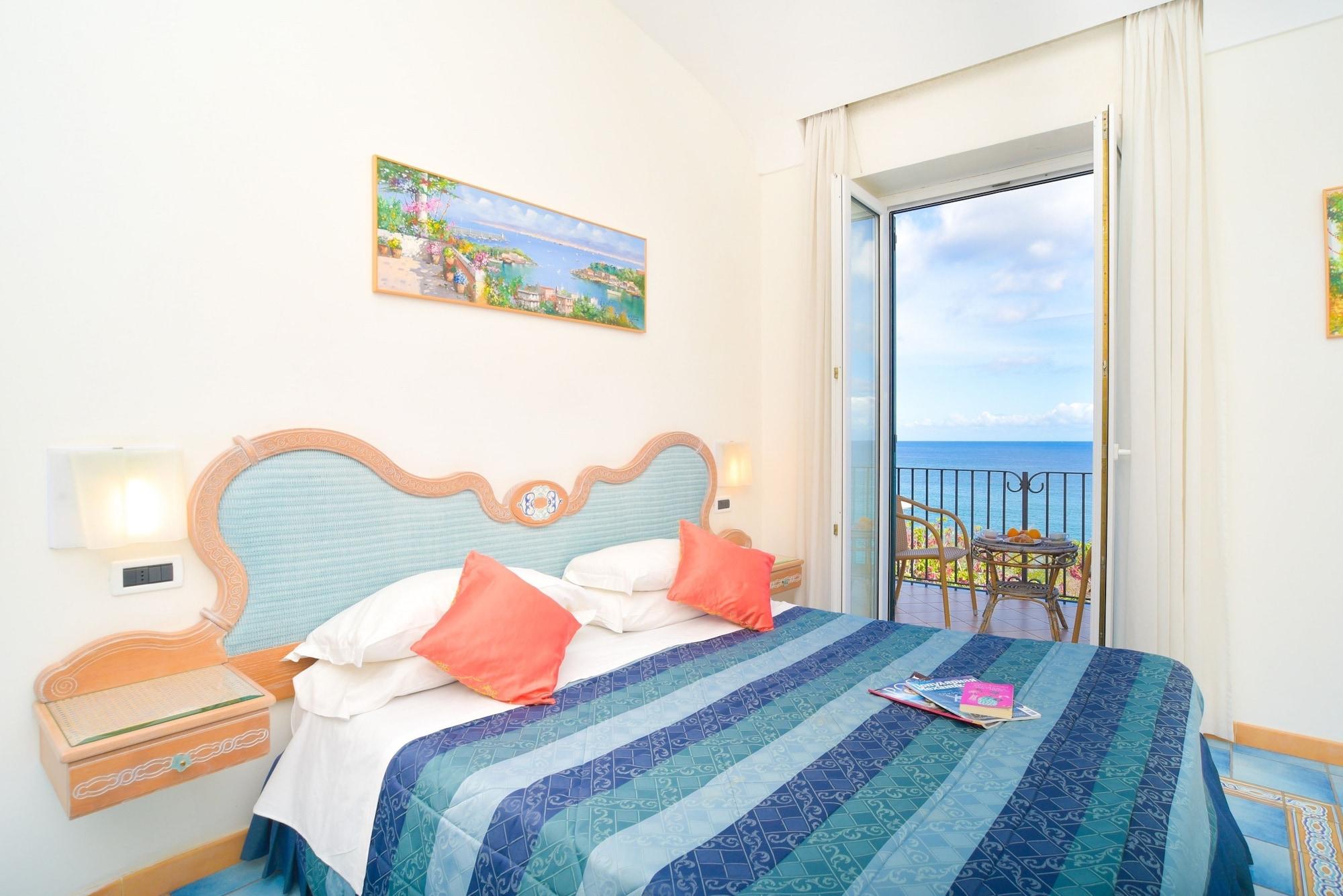 Albergo Italia - Beach Hotel Казамиччола-Терме Экстерьер фото